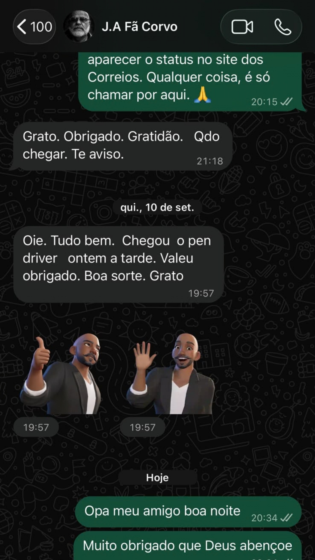 Print de conversa no WhatsApp de fã confirmando o recebimento do pendrive
